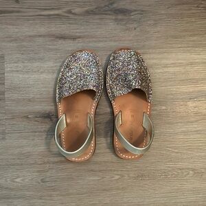 Norkinas Shoes For Girls European Size 33= Size 3 U.S